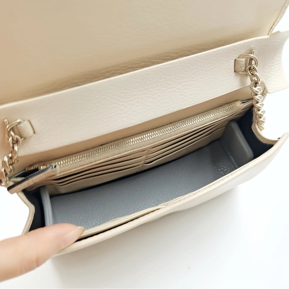 Authentic Gucci cream white interlocking GG woc on chain - Picture 9 of 11